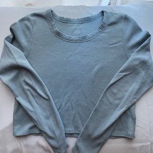 American Eagle long sleeve thermo size small